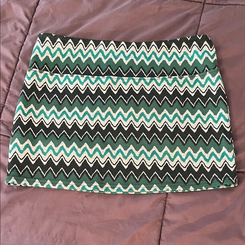 Urban Outfitters Green and Black Chevron Mini Skirt St. Patrick’s Day outfit